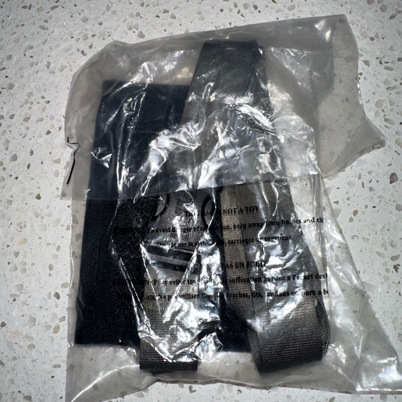 VS VICTORIAS SECRET PINK KEYCHAIN MESH POCKET LANYARD WALLET BLACK WITH CAMO - Picture 4 of 4